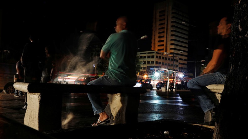 Stromausfall in Venezuela: Behörden sprechen von Sabotage