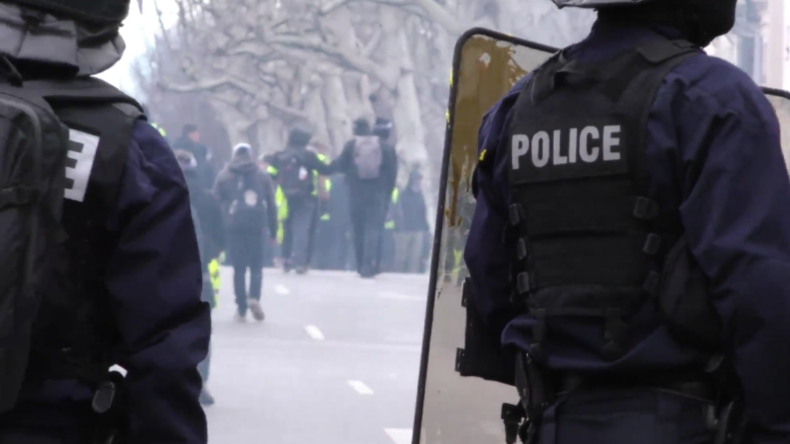 Frankreich: Erneute Zusammenstöße zwischen Gelbwesten und Polizei