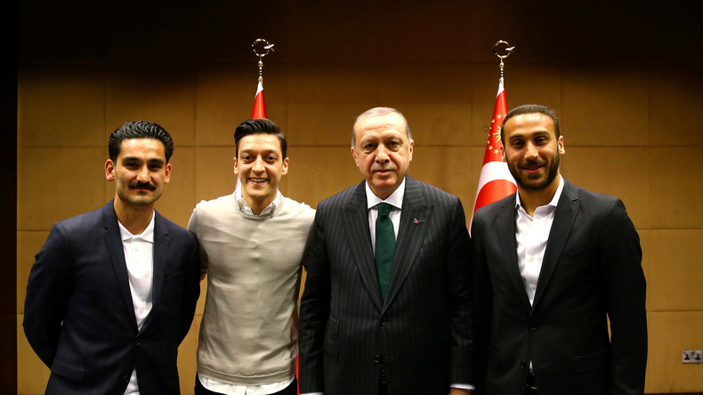 Türkische Medien: Erdoğan soll Ehrengast auf Özils Hochzeit werden