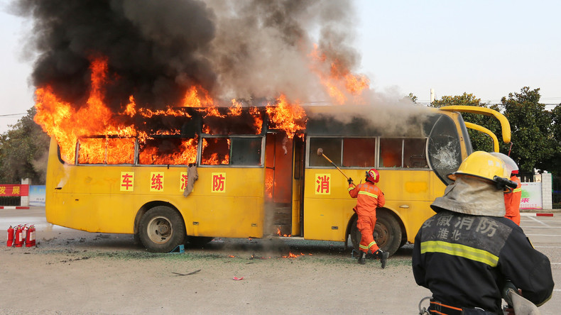 26 Menschen sterben in China in brennendem Reisebus 