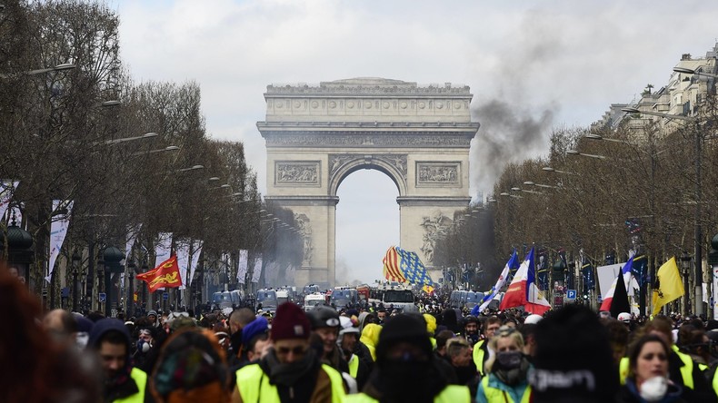Neue Gelbwesten-Proteste in Paris trotz Demo-Verbots an wichtigen Plätzen