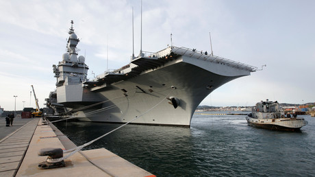 "Finde ich richtig und gut" - Flugzeugträger Angela Merkel nimmt Kurs auf Krieg