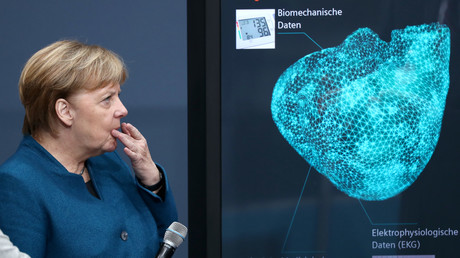 25 Prozent der Europäer haben menschliche Politiker satt und ziehen Regierung durch KI vor