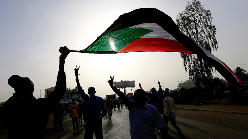 Sudans Präsident Umar al-Baschir abgesetzt – Ausnahmezustand verhängt