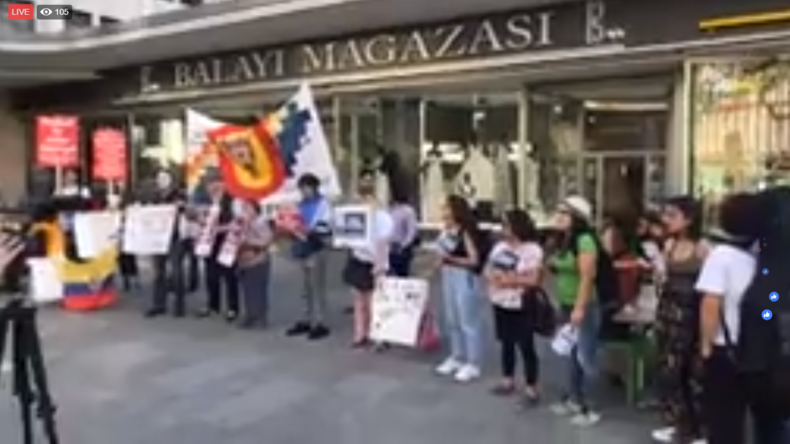Live aus Berlin: Protest vor ecuadorianischer Botschaft wegen Auslieferung von Julian Assange
