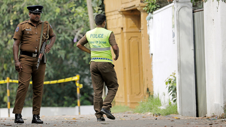 Sri Lankas Polizei findet 15 Tote nach Explosionen in umstelltem Haus