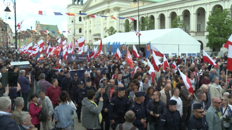 Polen: "Wir wollen ein souveränes Land" – Tausende protestieren gegen zentralistische EU