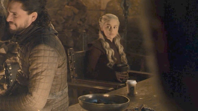 Nachrichten von Game of Thrones: Drachenkönigin bevorzugt Kaffee von Starbucks  