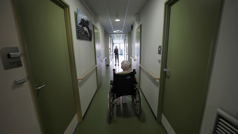 Mehr Bewegungsfreiheit für Demenzkranke: Schweden plant Dorf für Betroffene