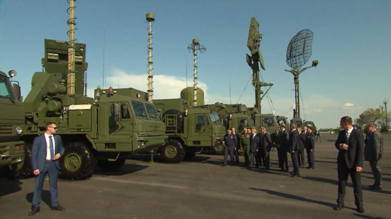 Russland: Putin begutachtet "Kinzhal"-Hyperschall-Raketensystem vor Treffen mit Pompeo in Sotschi