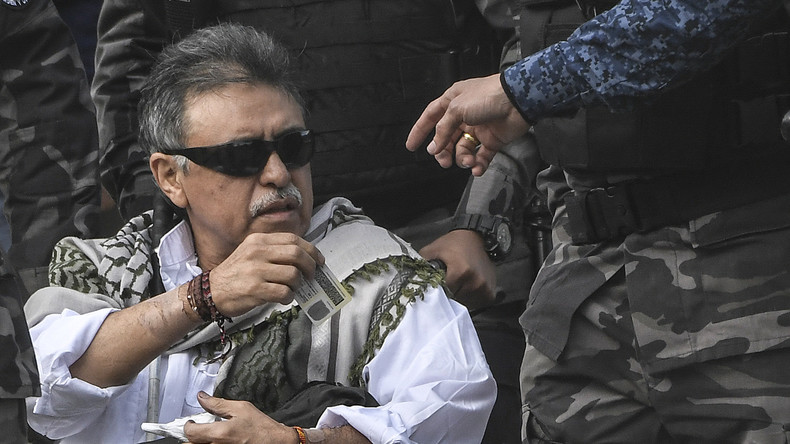 Kolumbianische Behörden inhaftieren früheren FARC-Kommandeur gleich nach Freilassung