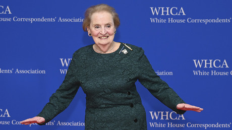 20 Jahre nach "Befreiung" des Kosovo: Ex-US-Außenministerin Albright bekommt Denkmal in Pristina