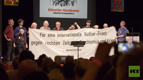 Künstlerkonferenz von Melodie & Rhythmus: Über Zeiten, in denen man nicht nur Schauspieler sein darf