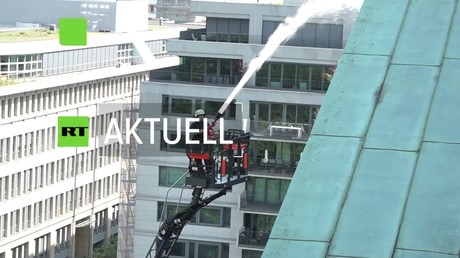 Berliner Dom: Feuerwehr probt für den Ernstfall nach Brand von Notre-Dame (Video)