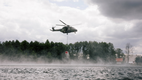 Waldbrand in Mecklenburg dauert an – Munition erschwert Löscharbeiten