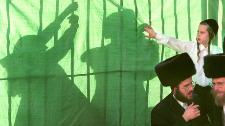 Israel und Iran weisen viele Gemeinsamkeiten an religiösen Einschränkungen auf