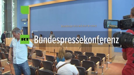 Regierungssprecherin verurteilt "unverhältnismäßigen Polizeieinsatz in Moskau" und verdreht Fakten