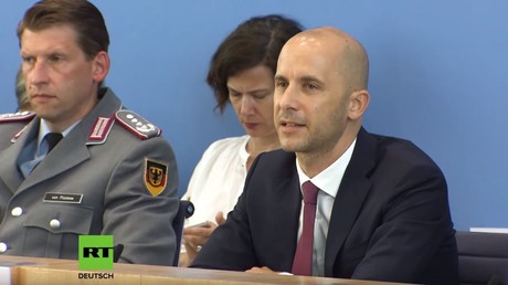 Regierungssprecher zu Ende von INF-Vertrag: Der Russe ist schuld, der Russe ist schuld, der Russe...