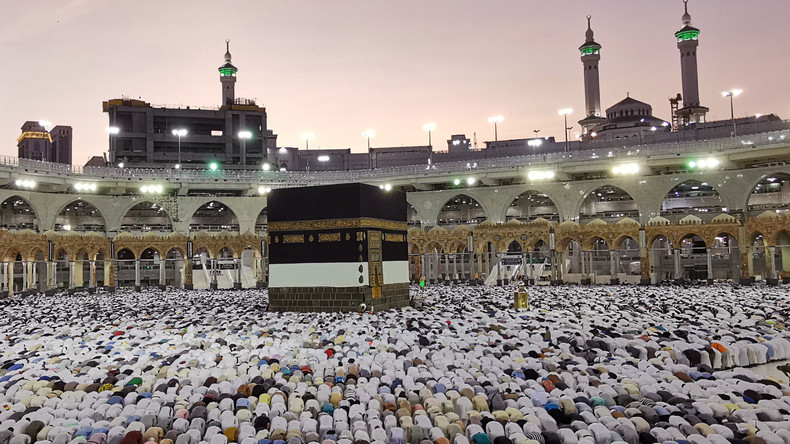 Inmitten regionaler Spannungen: Über 2 Millionen Menschen begeben sich auf Pilgerreise nach Mekka