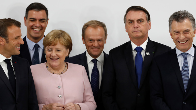 Brasiliens Präsident Bolsonaro an Merkel: "Nehmen Sie die Knete und forsten Sie Deutschland auf!"