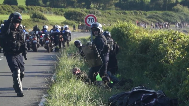 Anti-G7-Protest: Französische Polizei verhindert, dass Reporter Festnahme filmen