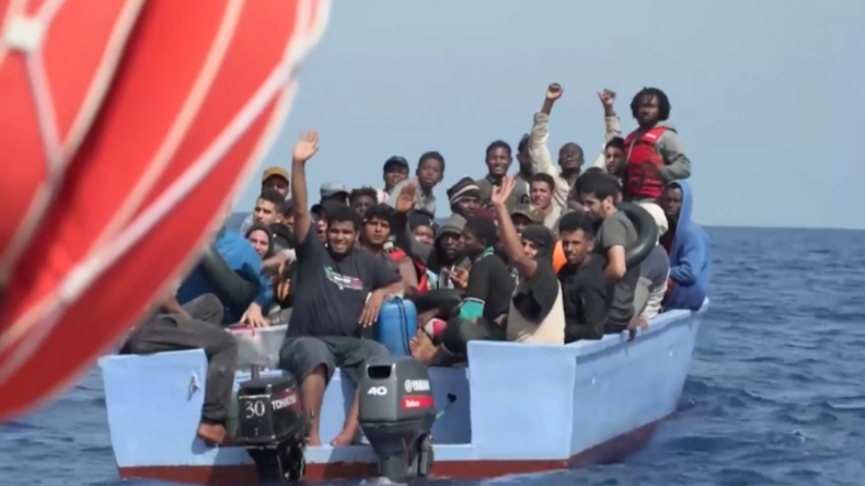 "Ocean Viking" liest über 100 Migranten auf – "Migration nach Italien nimmt erstmals wieder zu"