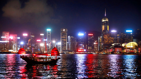 Gewaltsame Proteste schaden der Wirtschaft: Hongkong laufen Veranstalter und Besucher davon