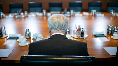 Umfrage: Mehrheit lehnt Seehofers Migrationsplan ab