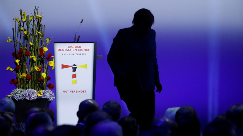 Selbst ist der Bürger: Merkels bizarre Rede zum "Tag der Deutschen Einheit"