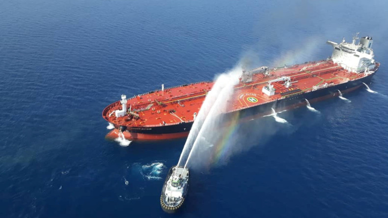 Explosion auf iranischem Tanker verursacht Ölpest in der Nähe saudischer Hafenstadt
