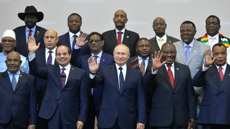 Putin während Russland-Afrika-Forum: "Afrikanische Lösungen für afrikanische Probleme"