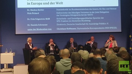 Deutschland in der neuen Weltordnung: Außenpolitische Elite debattiert zukünftigen Weg