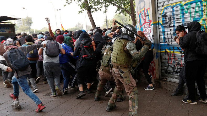 Chiles Präsident tritt nicht zurück: Zehntausende gehen wieder auf die Straße (Video)