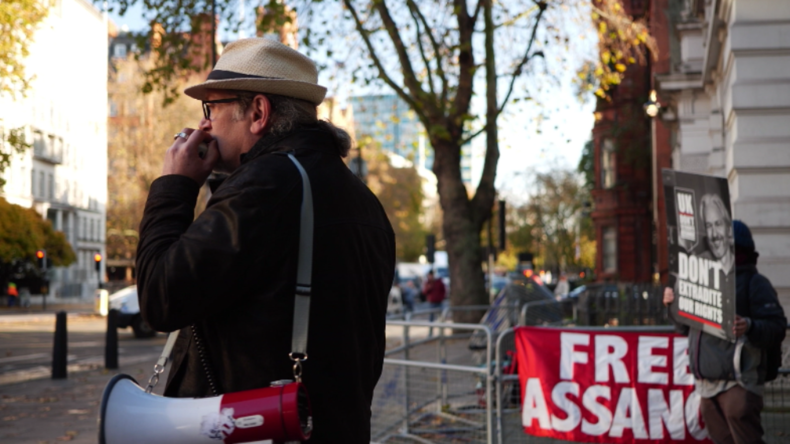 Assange-Aktivist: Gericht in London nur ein US-Außenposten – dessen Vertreter bestimmen Verhandlung