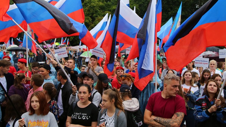 Hat Russland den Donbass okkupiert? Was die Donezker dazu sagen (Video)