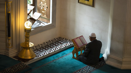 Bundesregierung will Deutschpflicht für Geistliche aus dem Ausland – Kritik von Opposition