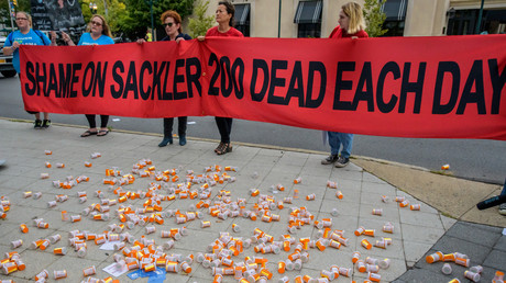 USA: Die tödlichen Methoden des Opioid-Herstellers Purdue (Video)