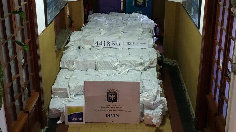 Uruguay: Polizei beschlagnahmt 4,4 Tonnen Kokain – Rekordladung sollte nach Togo gebracht werden