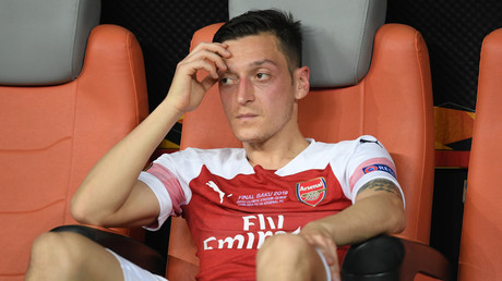 "Es werden Korane verbrannt": Arsenal distanziert sich von Özils Tweet zu China und Uiguren