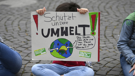 "Sind doch eh bald nicht mehr dabei": Fridays for Future empört mit Tweet über Großeltern