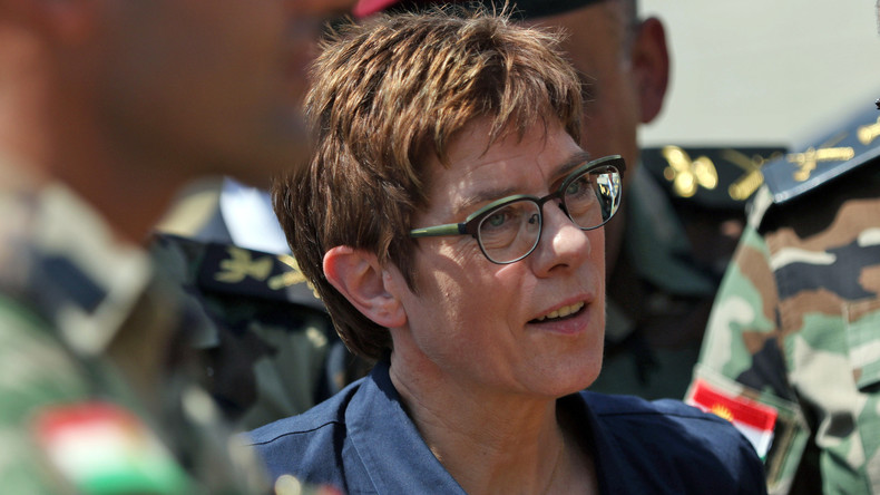 Kramp-Karrenbauer will deutsche Soldaten trotz irakischer Resolution in Erbil lassen