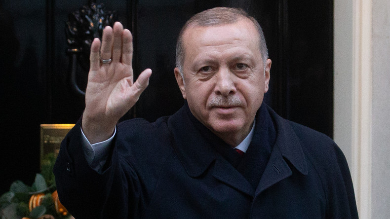 Erdoğan will türkische Schulen in Deutschland eröffnen