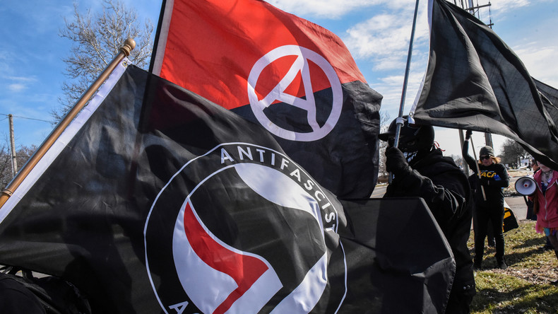Kanada: Antifa verhindert Veranstaltung an Universität (Video)