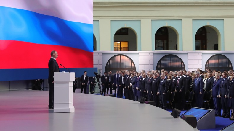 Putin hält Rede zur Lage der Nation (Video mit deutscher Simultanübersetzung)