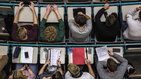 Stipendium für jeden und günstige Wohnheime – Interview zum DDR-Bildungssystem (Teil 3)