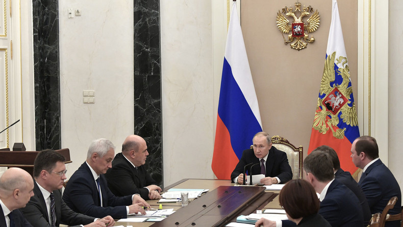 Putin: Russland braucht mehr Investitionen, um globales Wirtschaftswachstum zu übertreffen