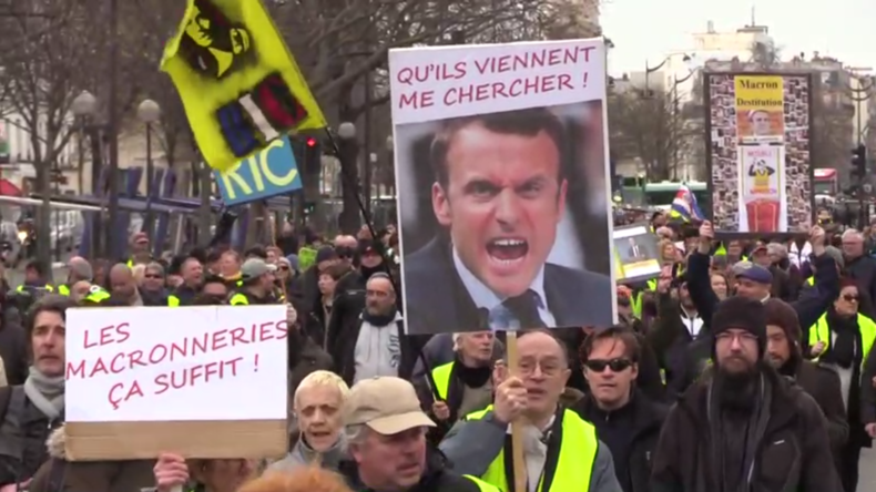 Frankreich: "Gelbwesten"-Proteste in Paris gehen weiter