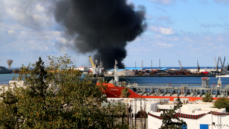 Libyen: Raketenangriffe auf Hafen von Tripolis wegen "Erdoğans Waffen und Terroristen"