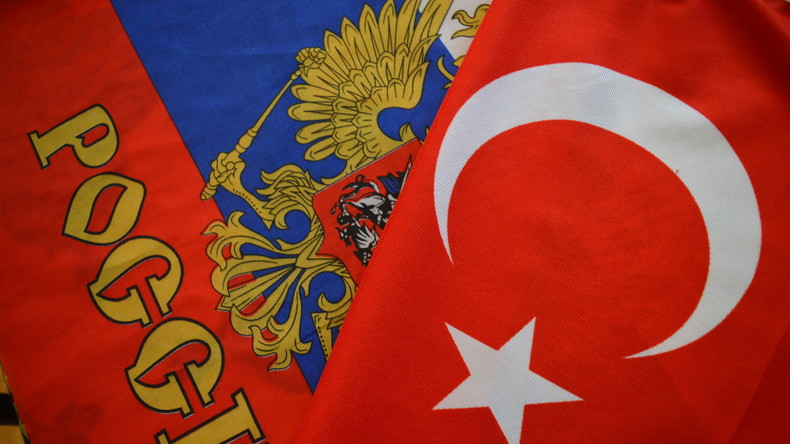 Russland wird Beobachtungsflug über Türkei durchführen