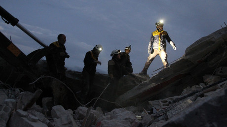 Sie sind wieder da: Russland warnt vor Chemiewaffenangriff der Weißhelme in Idlib